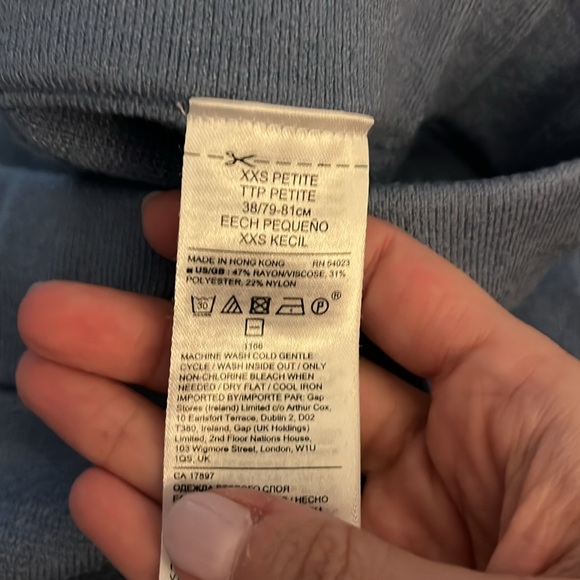 Banana Republic sweater jogger pants - Picture 7 of 7